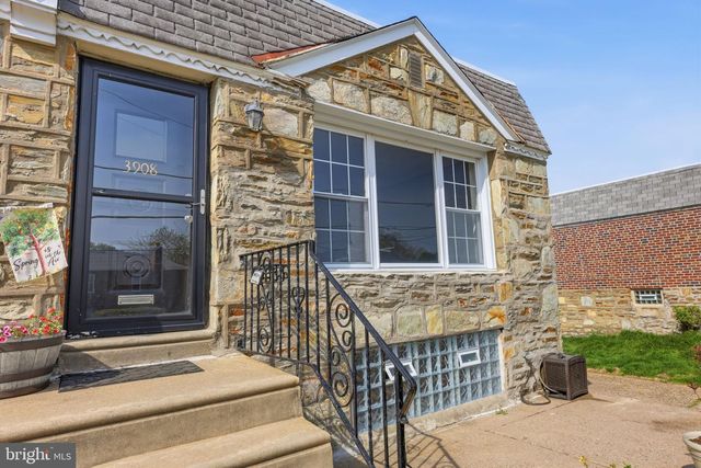 3908 PEARSON AVE, Philadelphia, PA 19114