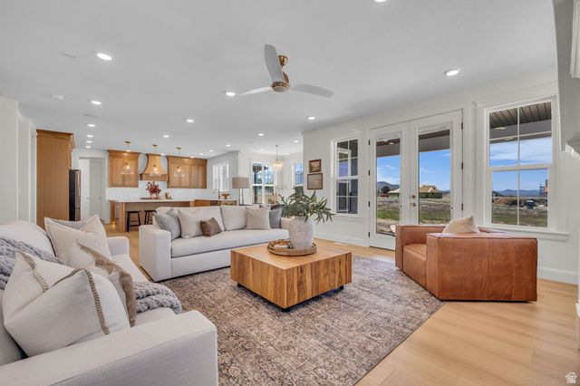 1358 S 1220 E, Salem, UT 84653