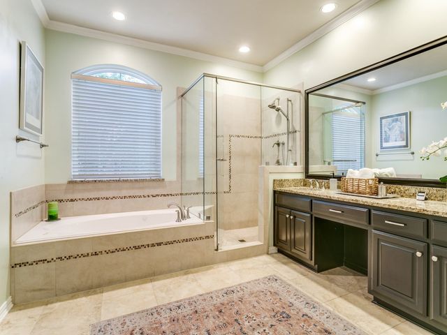 701 Lakehurst Court, Southlake, TX 76092