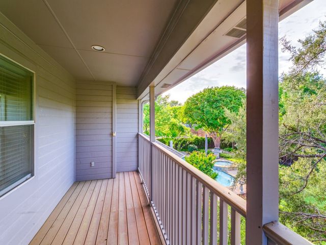 701 Lakehurst Court, Southlake, TX 76092