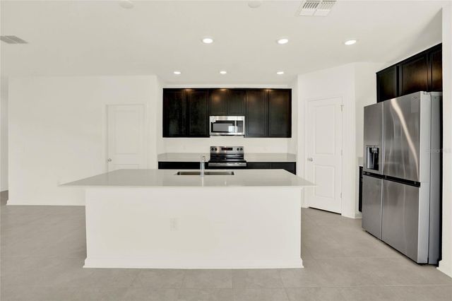 517 BELL PRAIRIE CIRCLE, Lake Wales, FL 33859