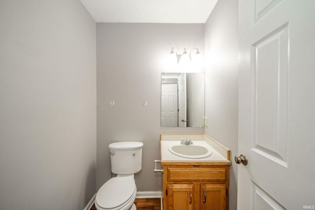 3622 N Lakeside Drive, Muncie, IN 47304