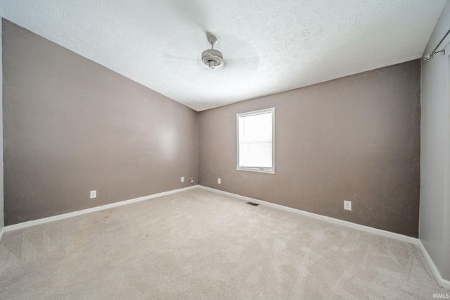 3622 N Lakeside Drive, Muncie, IN 47304