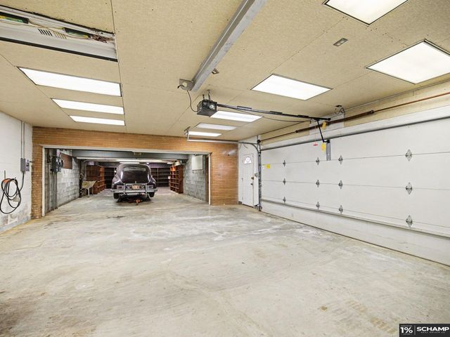 4904 N 50 Street, Omaha, NE 68104