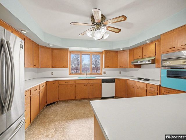 4904 N 50 Street, Omaha, NE 68104