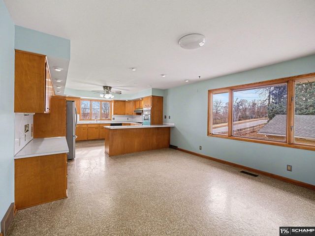 4904 N 50 Street, Omaha, NE 68104