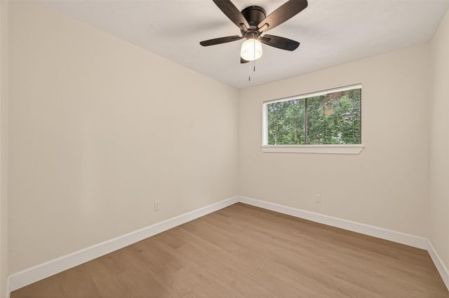 9527 Vanwood Street, Houston, TX 77040