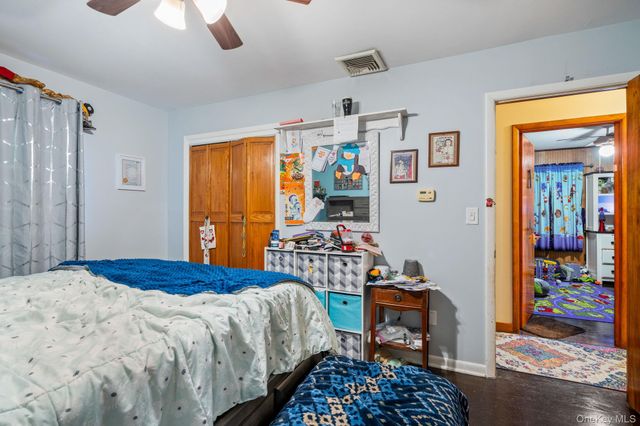 1 Apple Lane, Wallkill, NY 12589