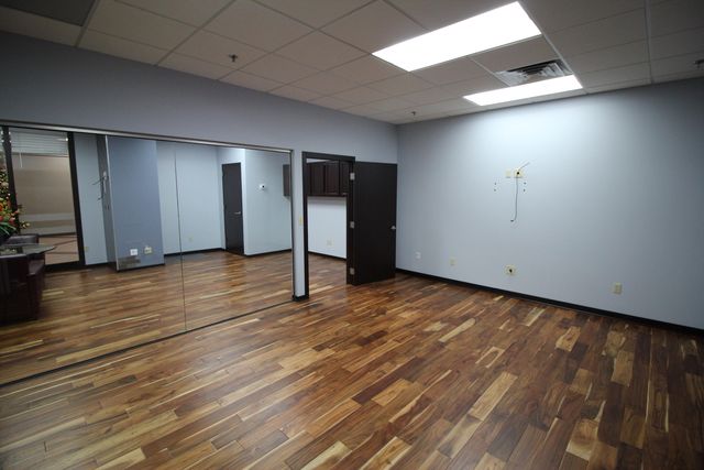 350 E Michigan Avenue Suite 112, Kalamazoo, MI 49007