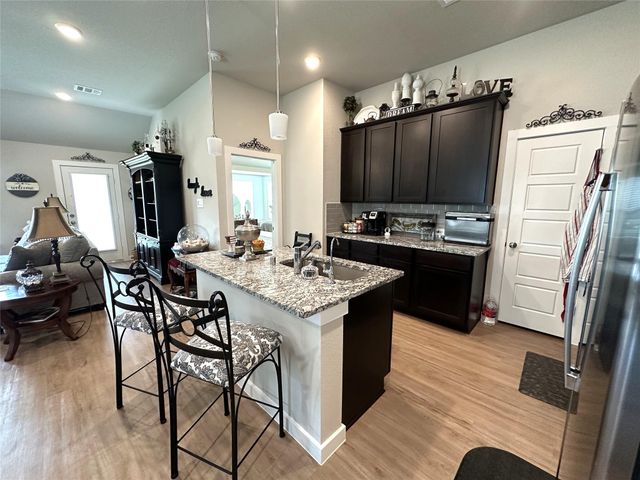 10004 Bigfoot Wallace Drive, Montgomery, TX 77316