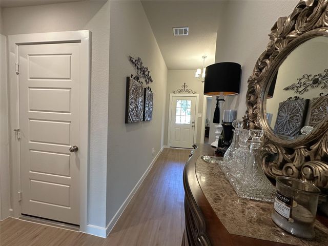 10004 Bigfoot Wallace Drive, Montgomery, TX 77316