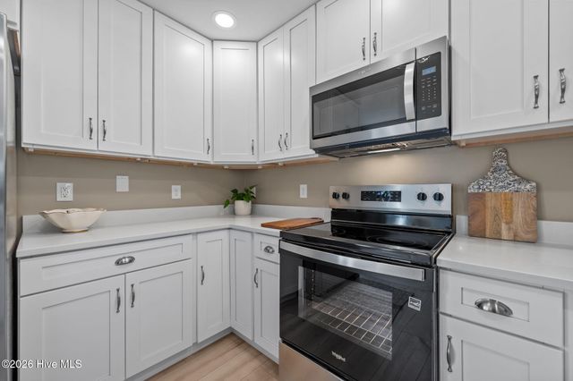 106 Dolphin Drive, Hampstead, NC 28443