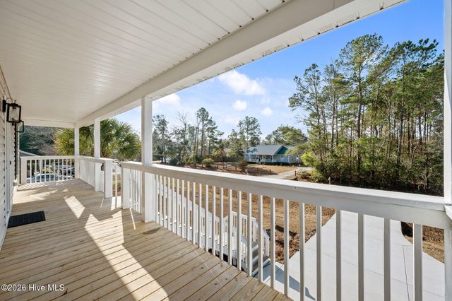 106 Dolphin Drive, Hampstead, NC 28443