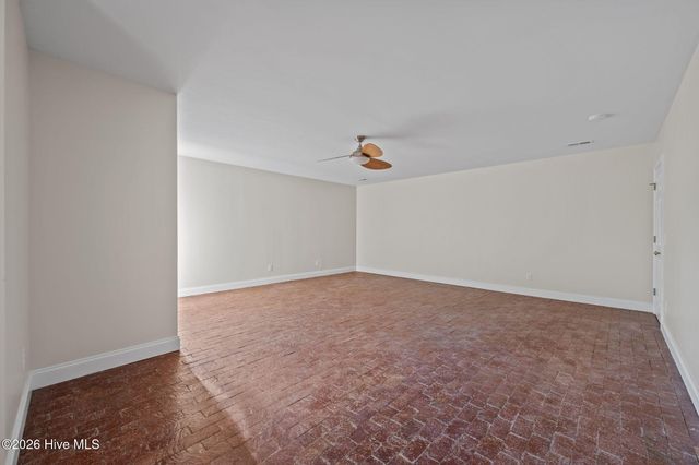 106 Dolphin Drive, Hampstead, NC 28443