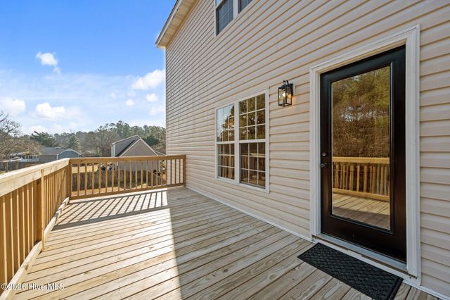 106 Dolphin Drive, Hampstead, NC 28443