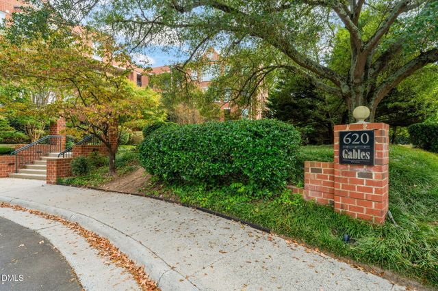 620 Martin Luther King Jr Boulevard Apt 602, Chapel Hill, NC 27514