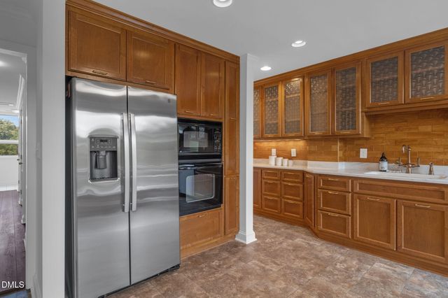 620 Martin Luther King Jr Boulevard Apt 602, Chapel Hill, NC 27514