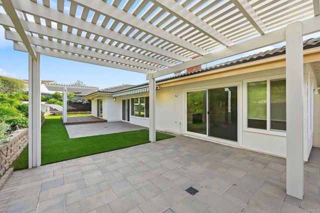 17765 Corte Erizo, San Diego, CA 92128