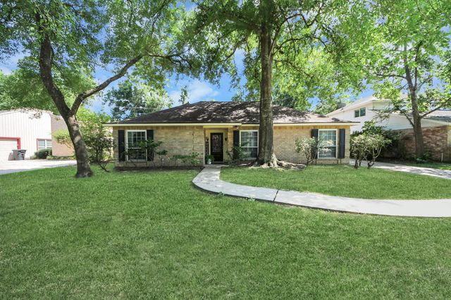 3122 Holly Green Drive, Kingwood, TX 77339