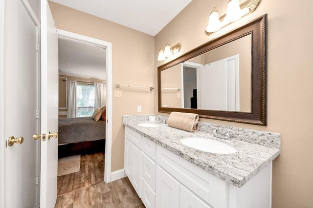 3122 Holly Green Drive, Kingwood, TX 77339