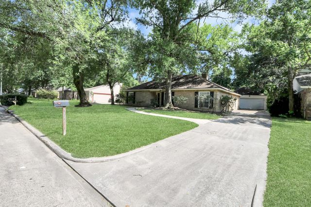 3122 Holly Green Drive, Kingwood, TX 77339