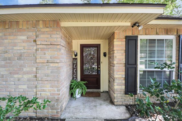 3122 Holly Green Drive, Kingwood, TX 77339