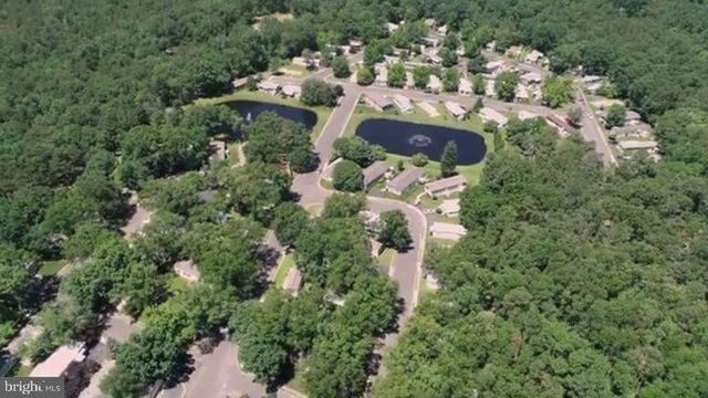 22 PINEVIEW, Browns Mills, NJ 08015