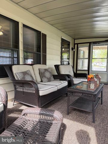 22 PINEVIEW, Browns Mills, NJ 08015