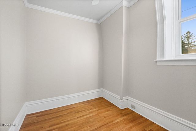 12 Collins Avenue, Troy, NY 12180