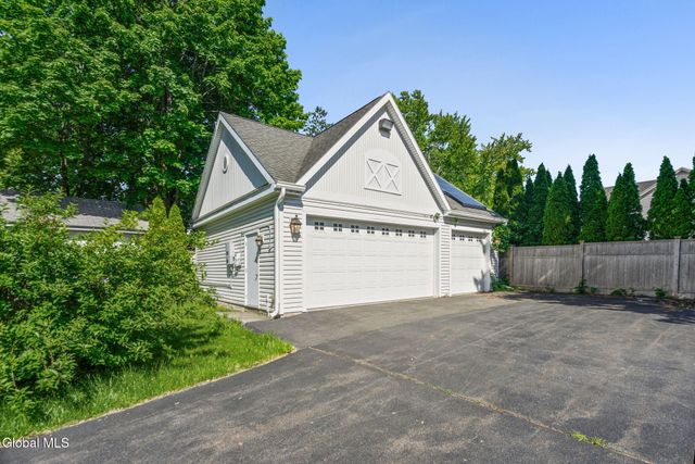 12 Collins Avenue, Troy, NY 12180