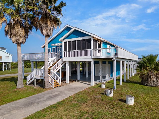 3902 3rd Street, Galveston, TX 77554
