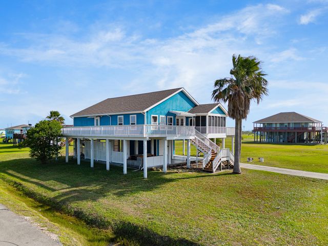 3902 3rd Street, Galveston, TX 77554
