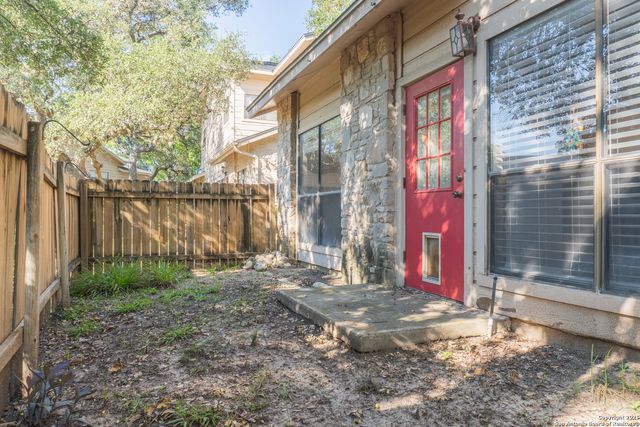 829 W Bitters Rd Apt 503, San Antonio, TX 78216