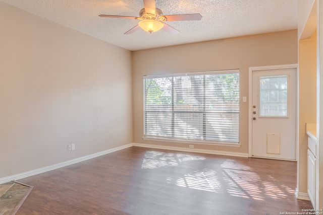 829 W Bitters Rd Apt 503, San Antonio, TX 78216