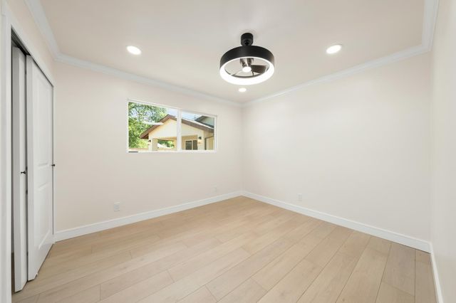 6120-6122 Friendly Ct, Carmichael, CA 95608