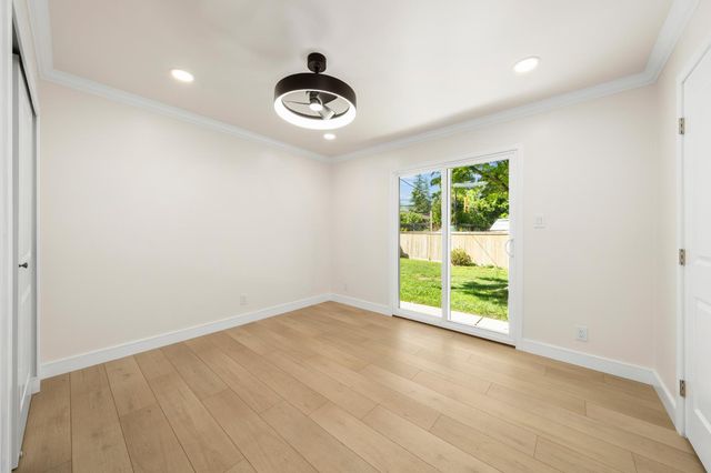 6120-6122 Friendly Ct, Carmichael, CA 95608