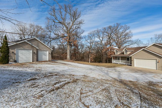 11063 95TH Avenue, Blue Grass, IA 52726