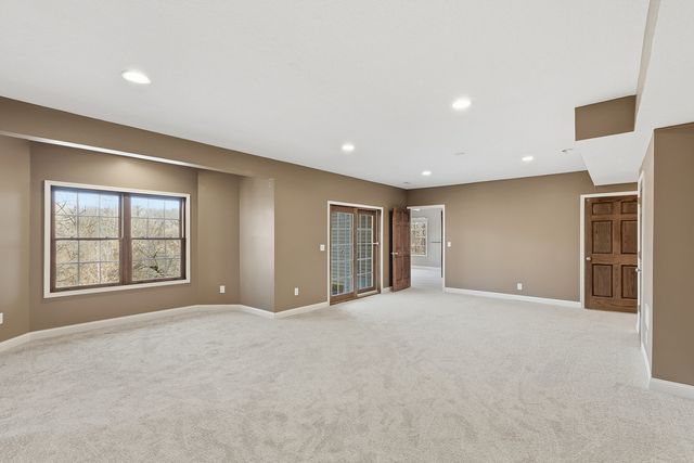 11063 95TH Avenue, Blue Grass, IA 52726