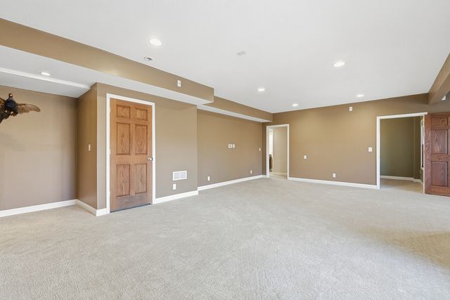 11063 95TH Avenue, Blue Grass, IA 52726