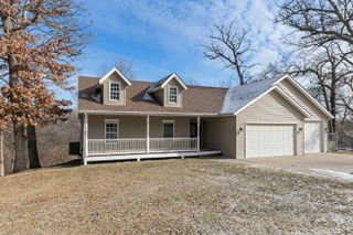 11063 95TH Avenue, Blue Grass, IA 52726