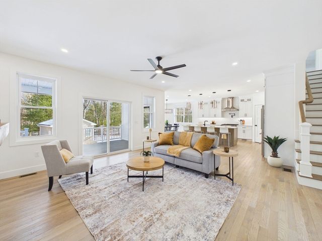 2 Arthur Street, Westport, MA 02790