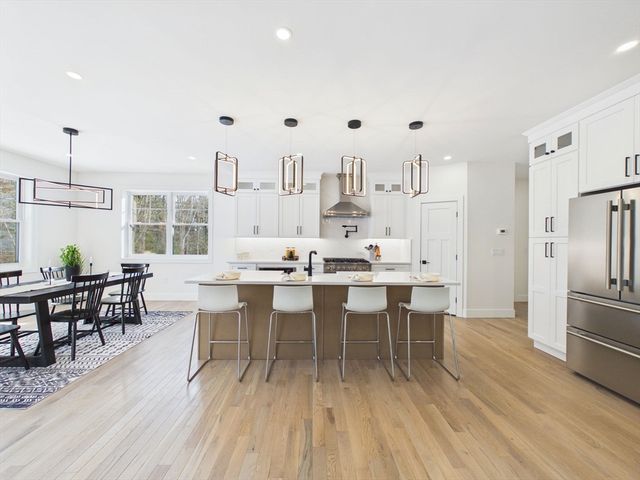 2 Arthur Street, Westport, MA 02790