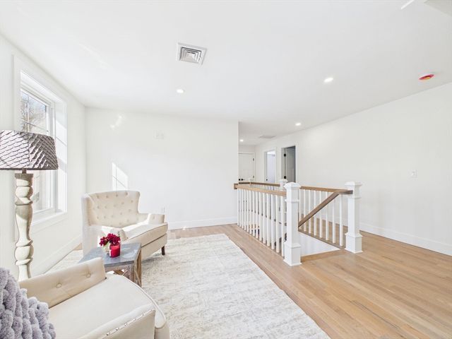 2 Arthur Street, Westport, MA 02790