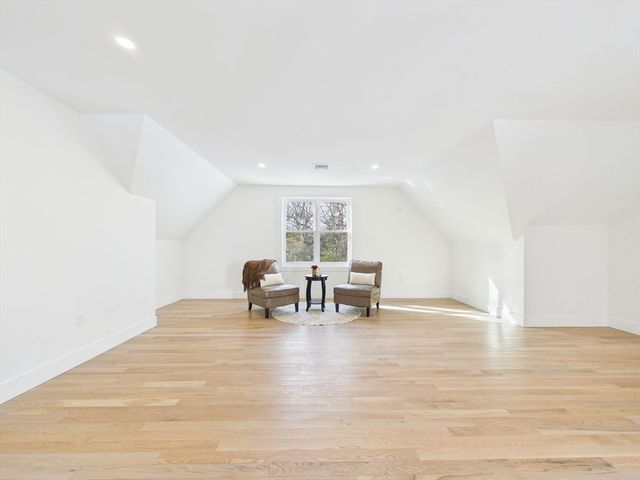 2 Arthur Street, Westport, MA 02790