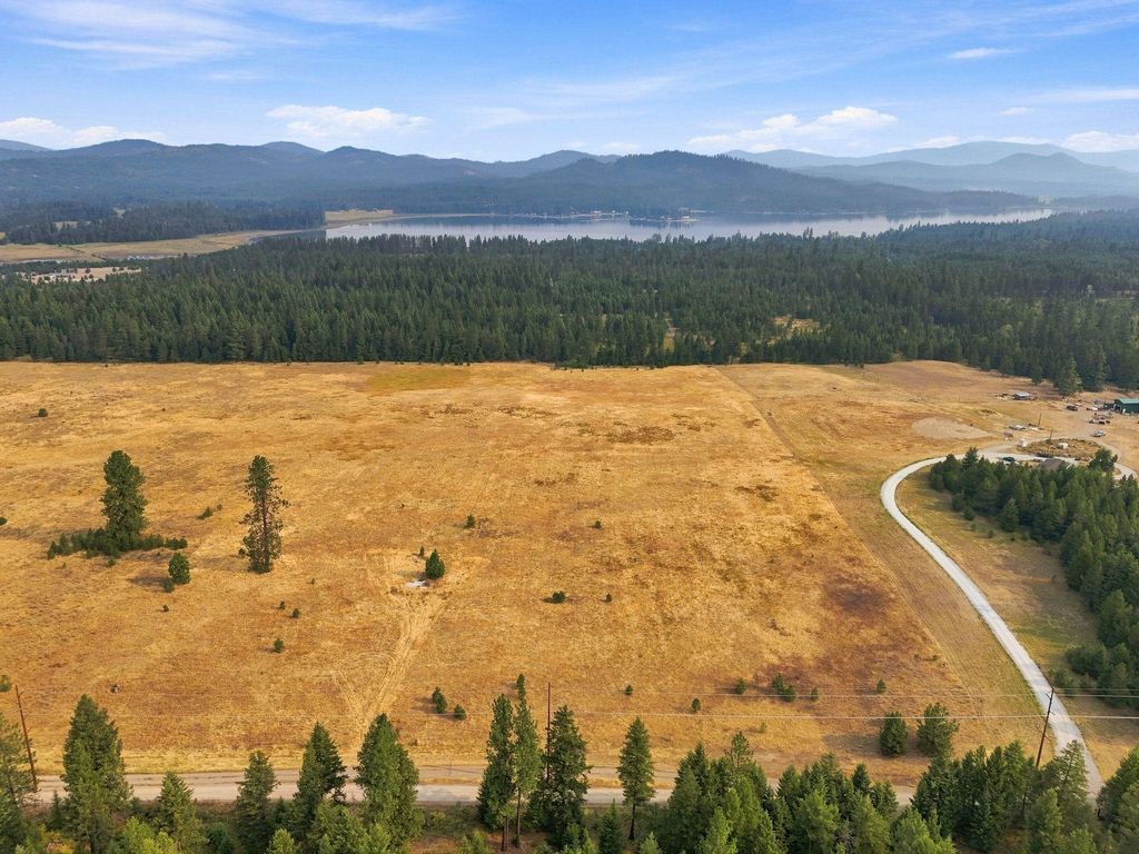 NKN Camden Rd, Newport, WA 99156 photo 2