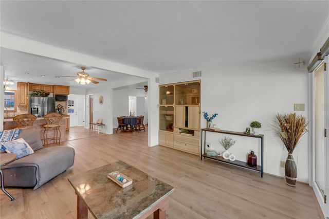 129 Ponderosa Point DR, Burnet, TX 78611