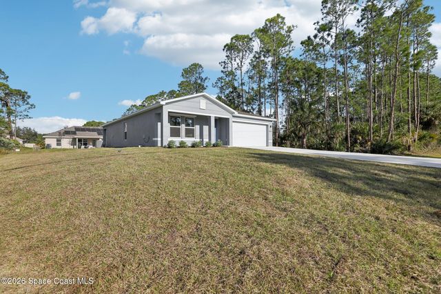796 Doverbrook Road NW, Palm Bay, FL 32907