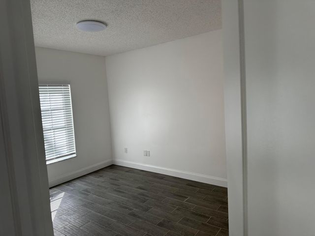 5056 Lantana Road 4105, Greenacres, FL 33463