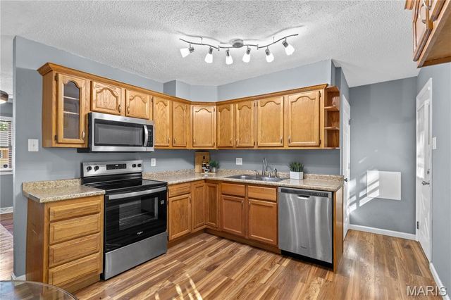 11 Charlotte Drive, Hazelwood, MO 63031
