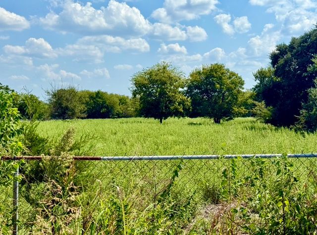 8796 Griffin Lane, Crandall, TX 75114